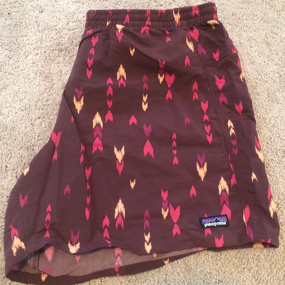 patagonia baggies!!!